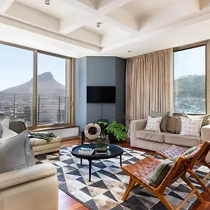  Apartment #1804 Cartwright - Spacious And Elegant